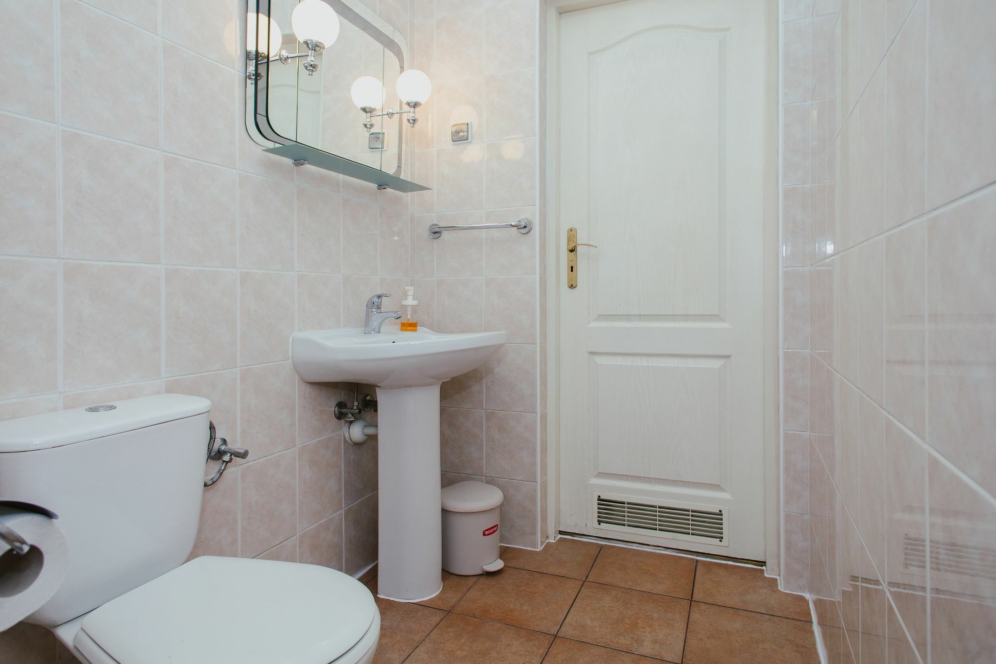 Lucka Rooms Varsovie Extérieur photo